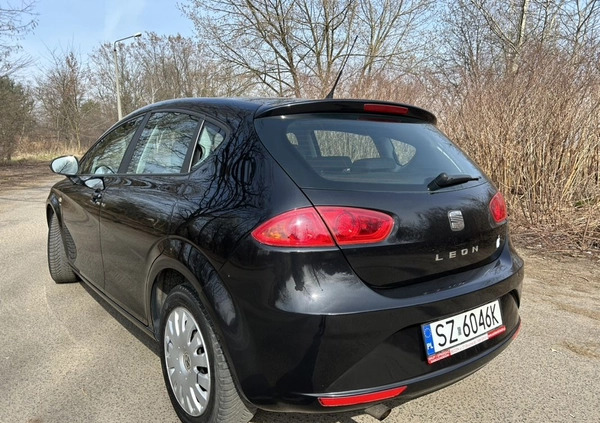 Seat Leon cena 17700 przebieg: 153000, rok produkcji 2011 z Będzin małe 352